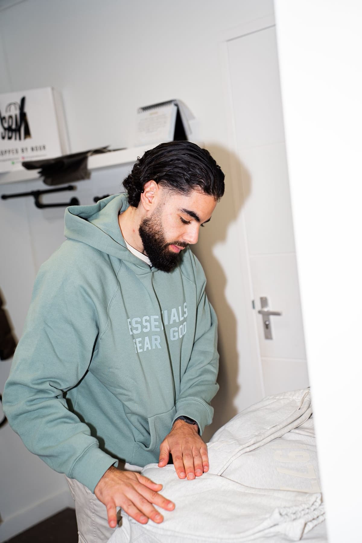 Nourredine, founder of ShoppedByNOUR