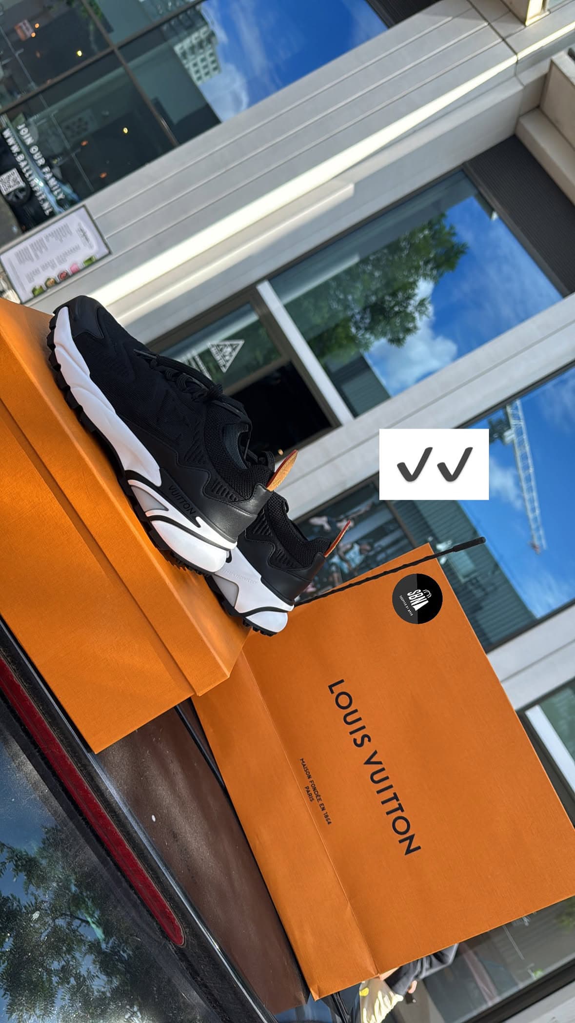 Louis Vuitton Tatic Black ON REQUEST
