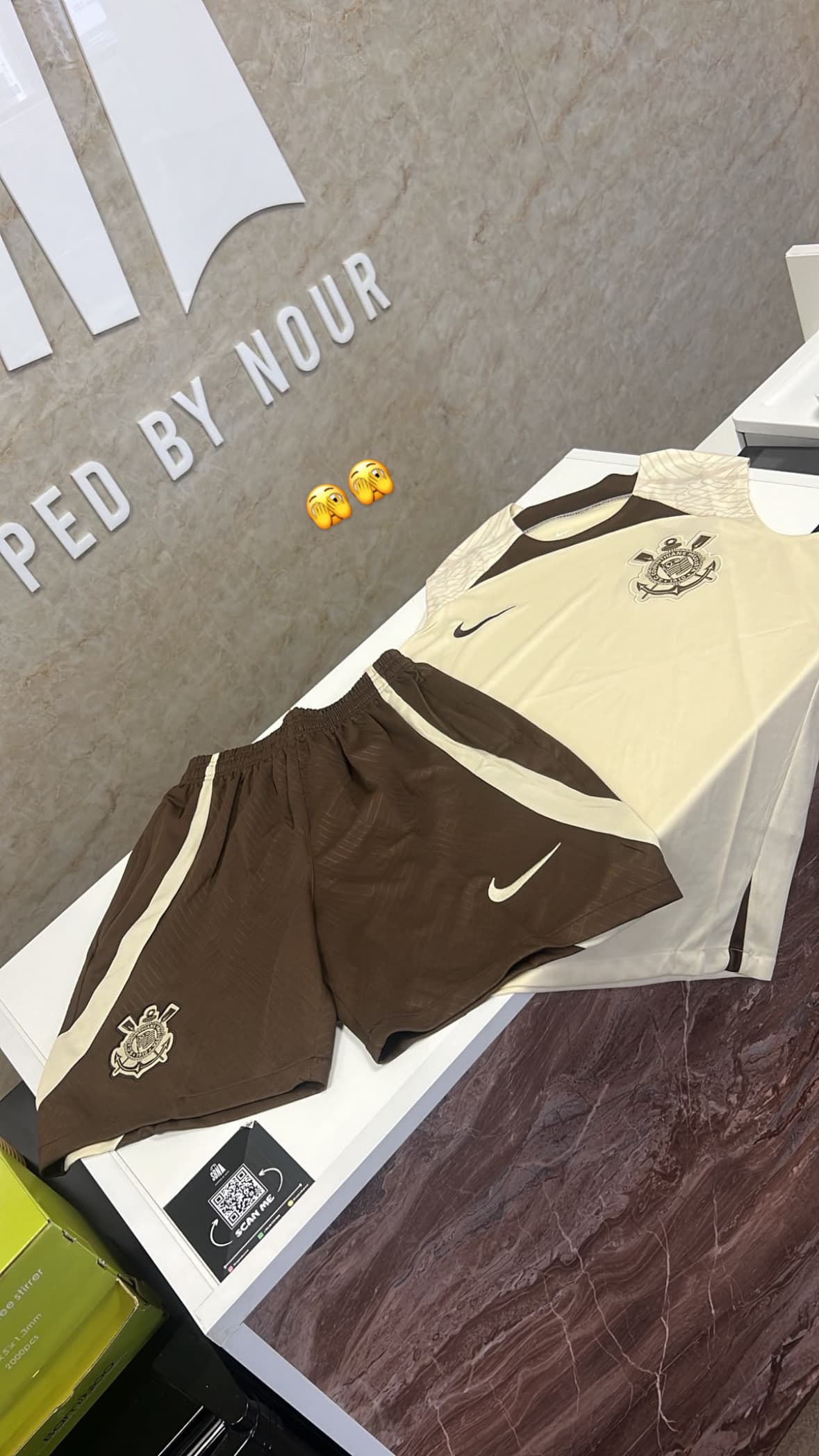 Mouwloze set Corinthians
