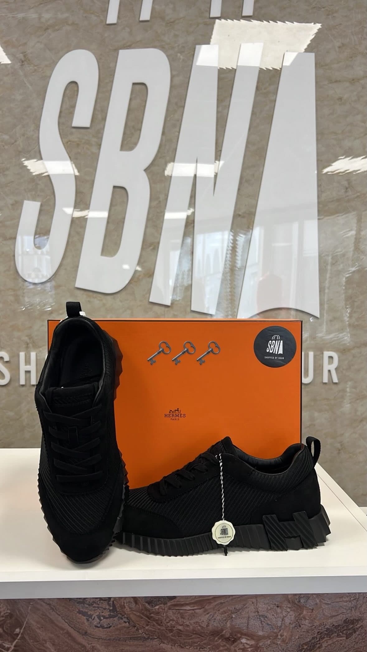 Hermes Bouncing Black