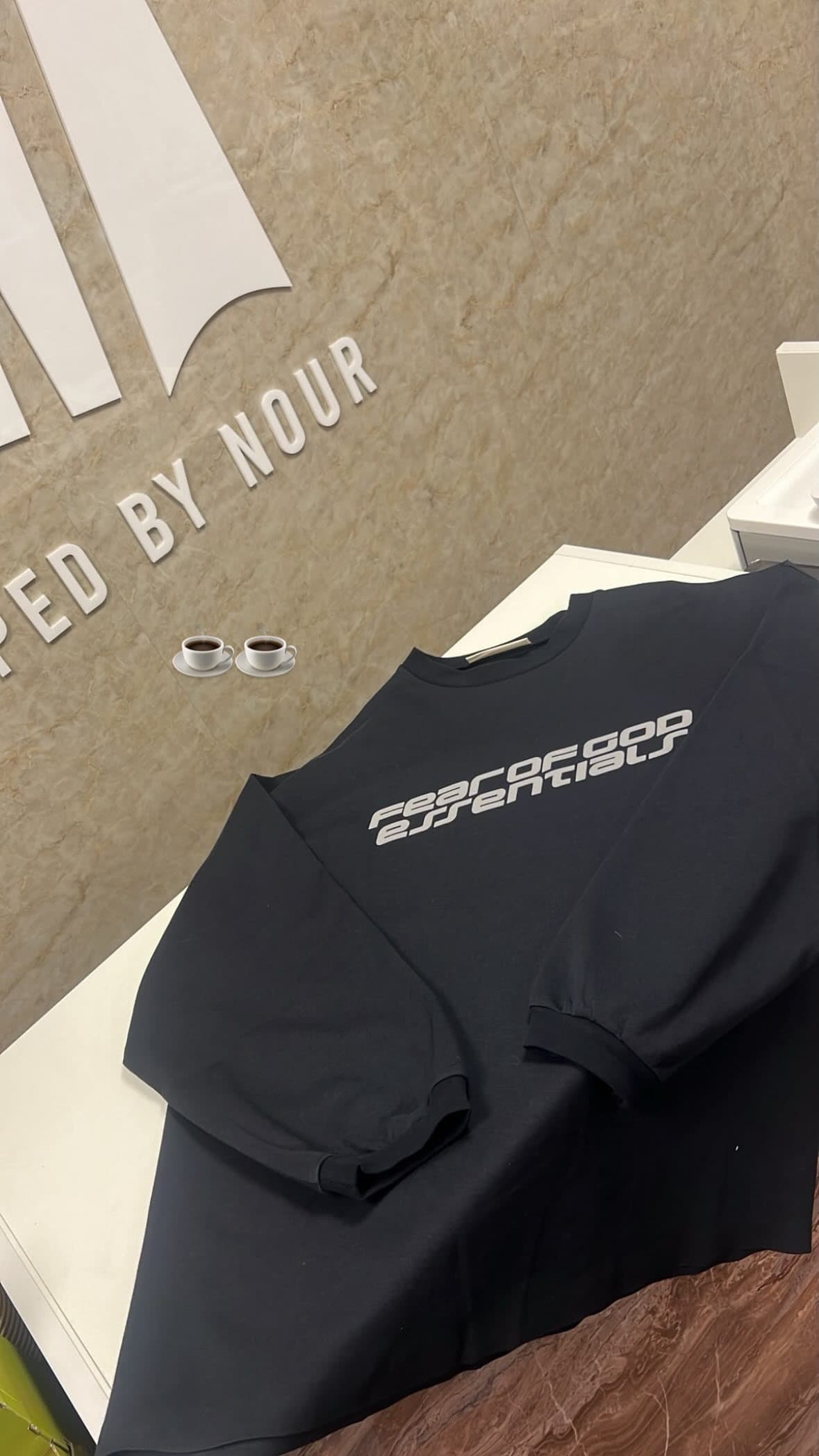 Essentials Longsleeve