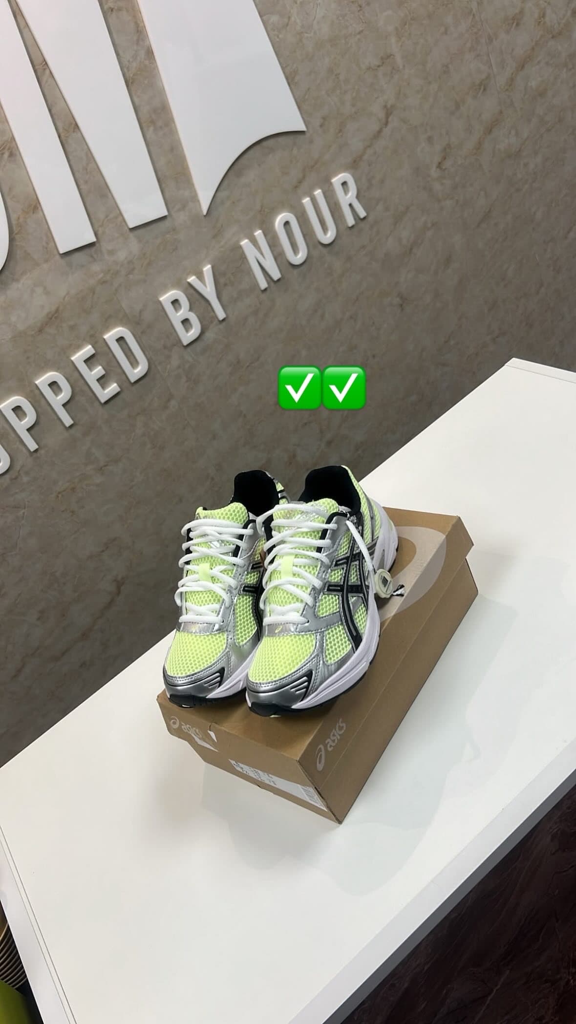 Asics GEL-1130 Neon